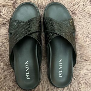 Prada size 10